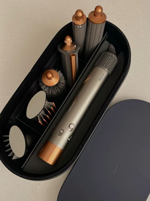 Dyson серебристый