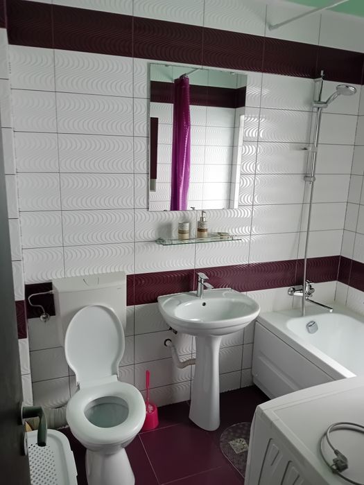 Apartament de închiriat