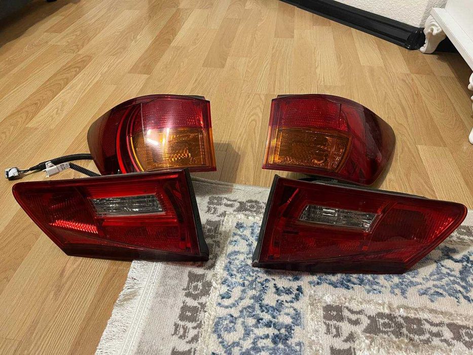 Задние фары Lexus ES 250