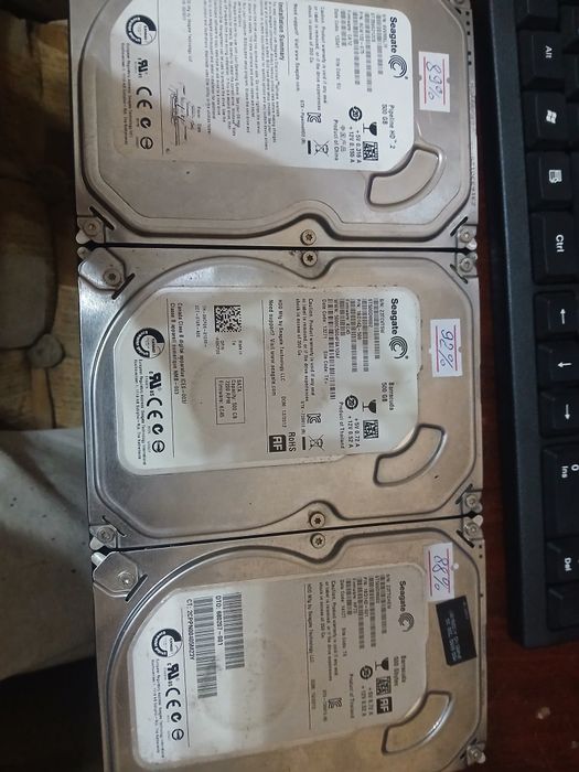Продам HDD 500GB 3 шт