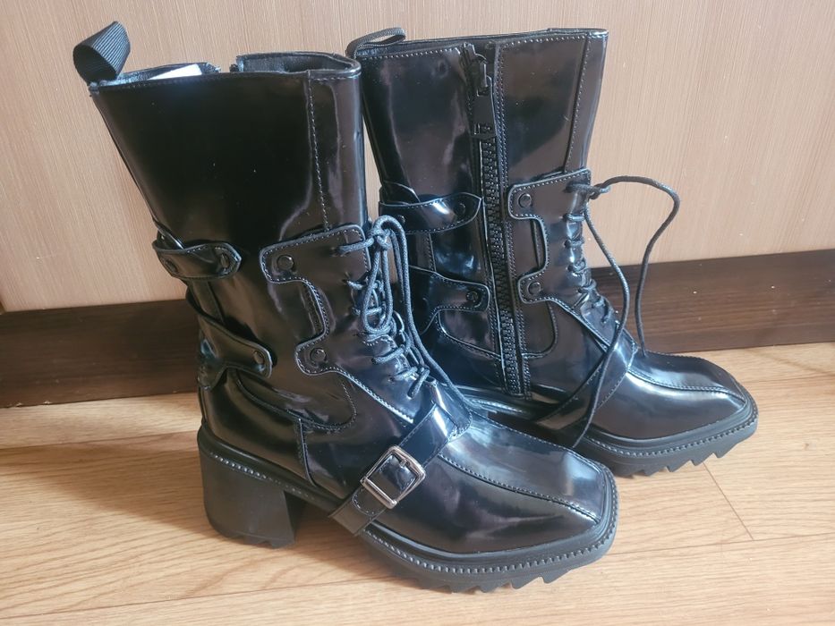 Ботинки Новые! (38/39 р-р)