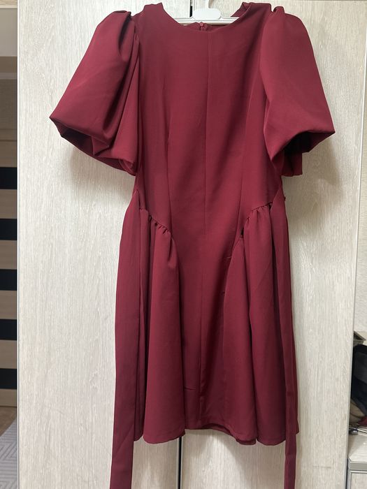 Платье вечернее бордовое