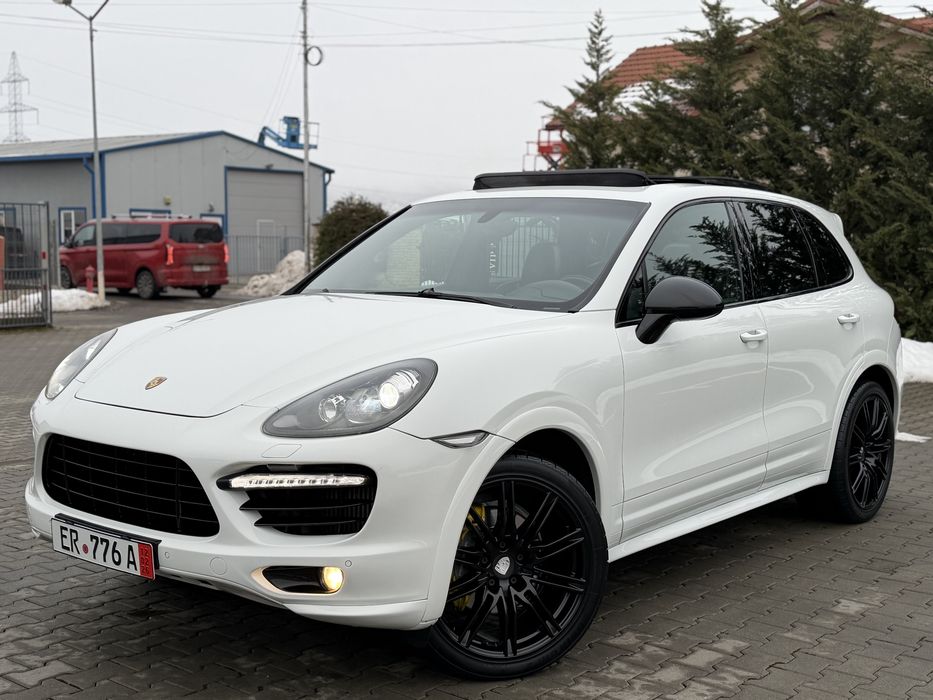 Porsche Cayenne Paket GTS TURBO 3.0D 245 CP 2012 Impecabil