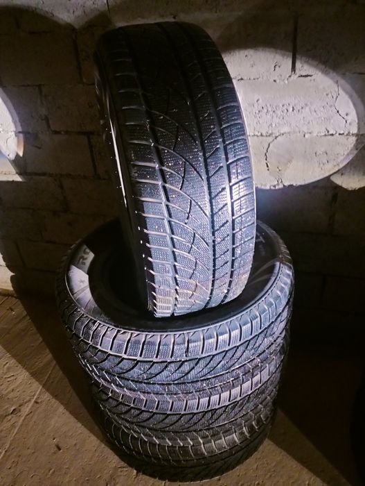 Продам шины 265/65/17 зимние на Прадо