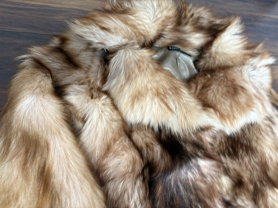 Палто от естесвен косъм, лисица.