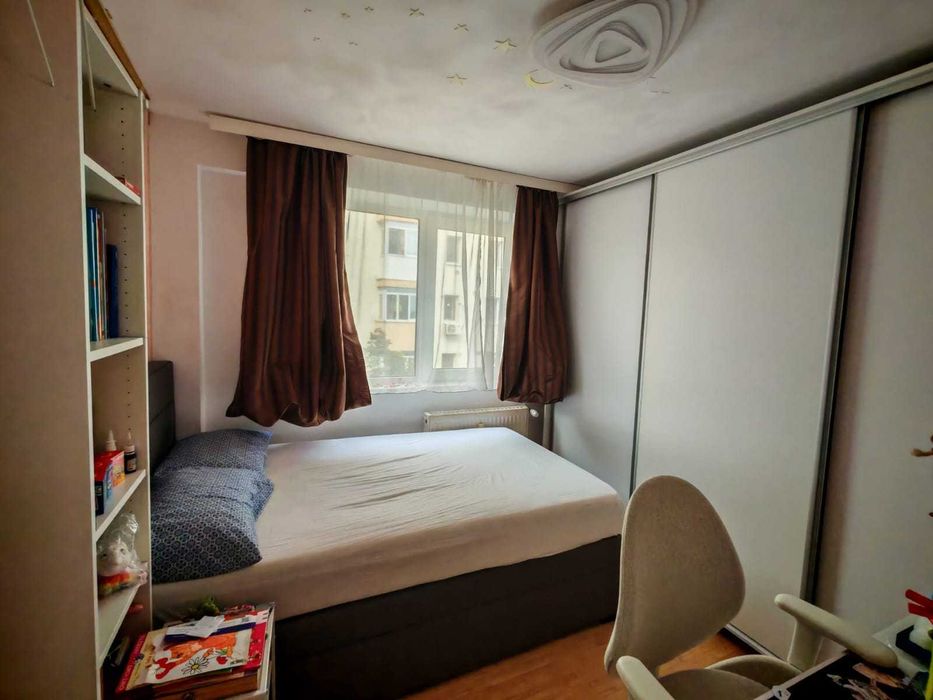 AP 2 camere, decomandat, vedere lac