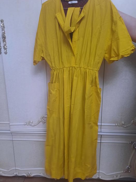 Очень красивые, качественные платья. Почти новые