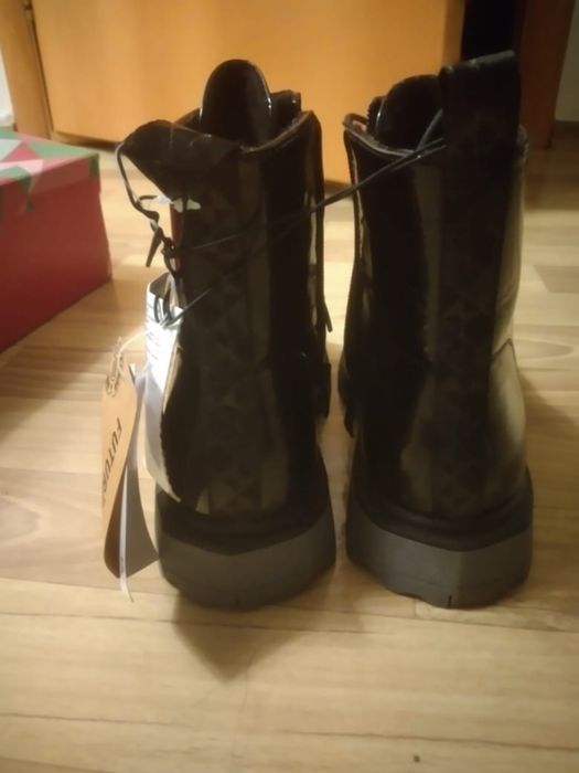 Детские ботинки на девочку