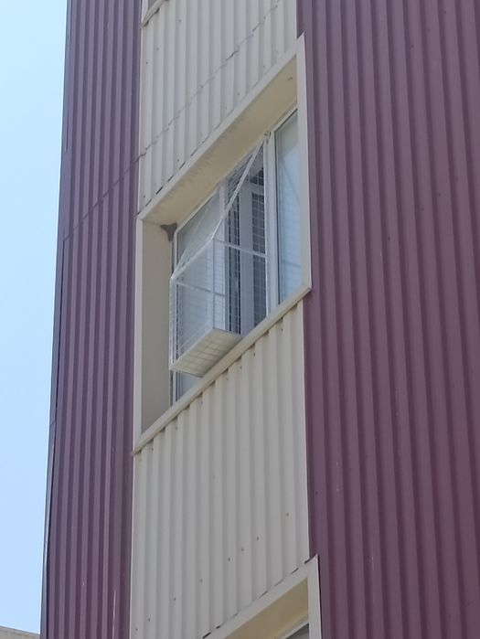 Москитные сетки на пластиковые окна.