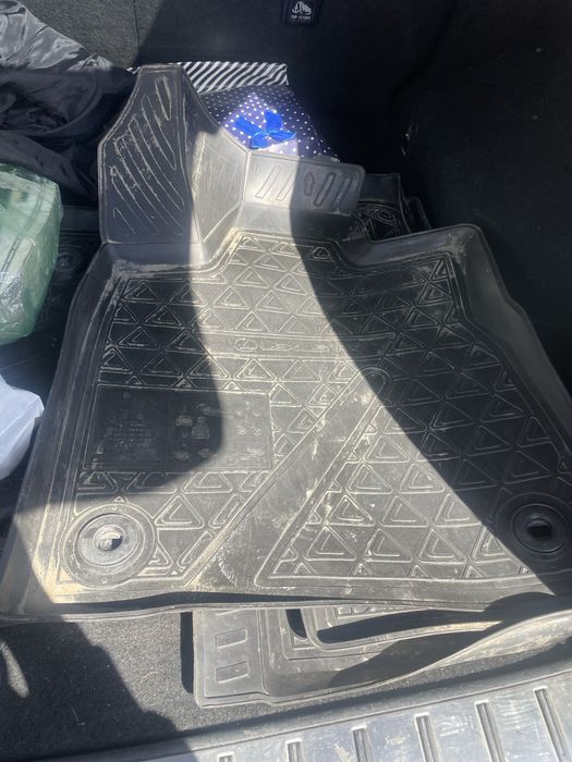 полики лексус рх300 4 поколения