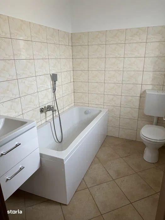 Vila 4 camere Valea Adanca - 800 euro