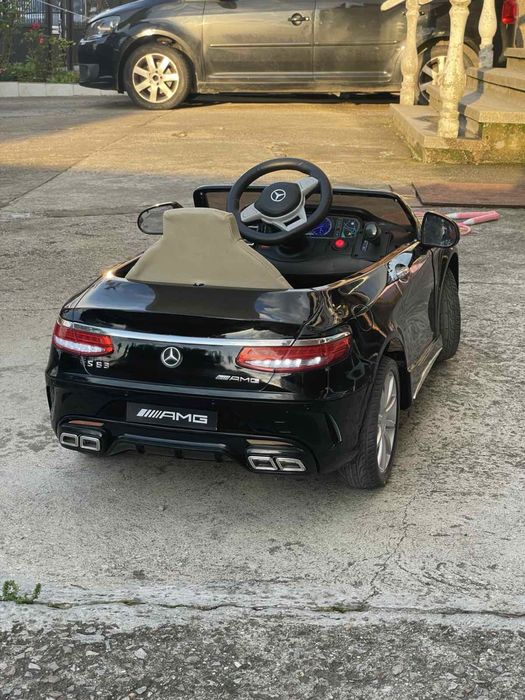 Акумулаторна кола AMG