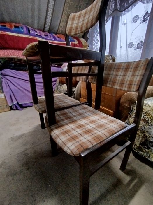 Продам три стула