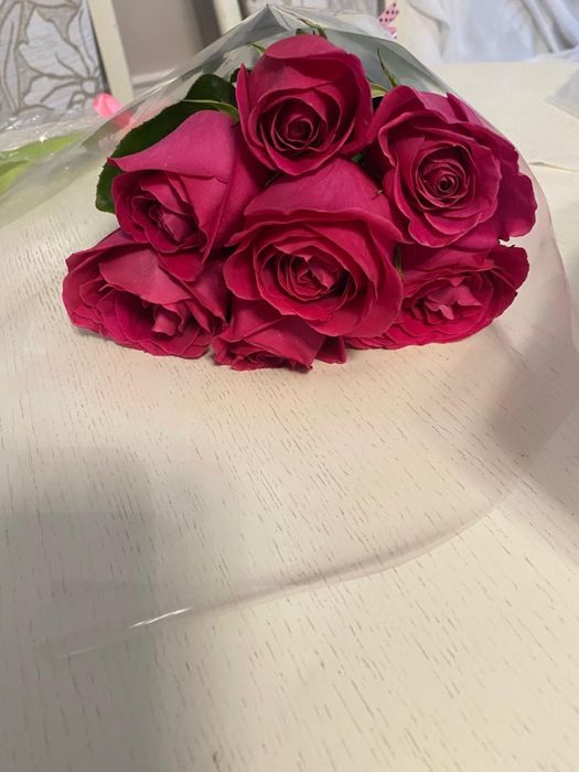 Продам букет свежих роз