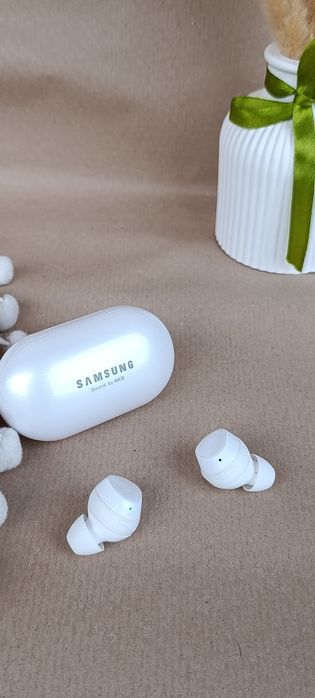 Căști Samsung Galaxy Buds+