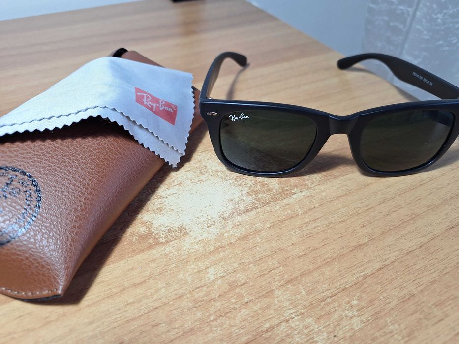 Ray-Ban Очила New Wayfarer Употребявани (С кожен кейс)