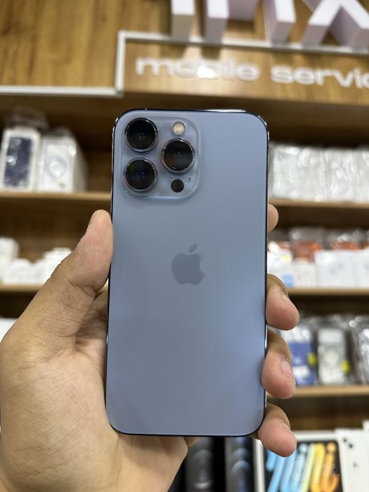 Iphone 13 pro blue