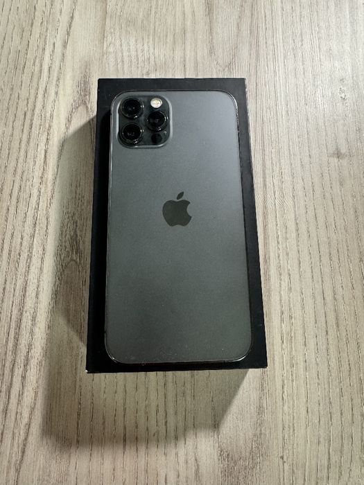 iPhone 12 Pro (128ГБ) space black