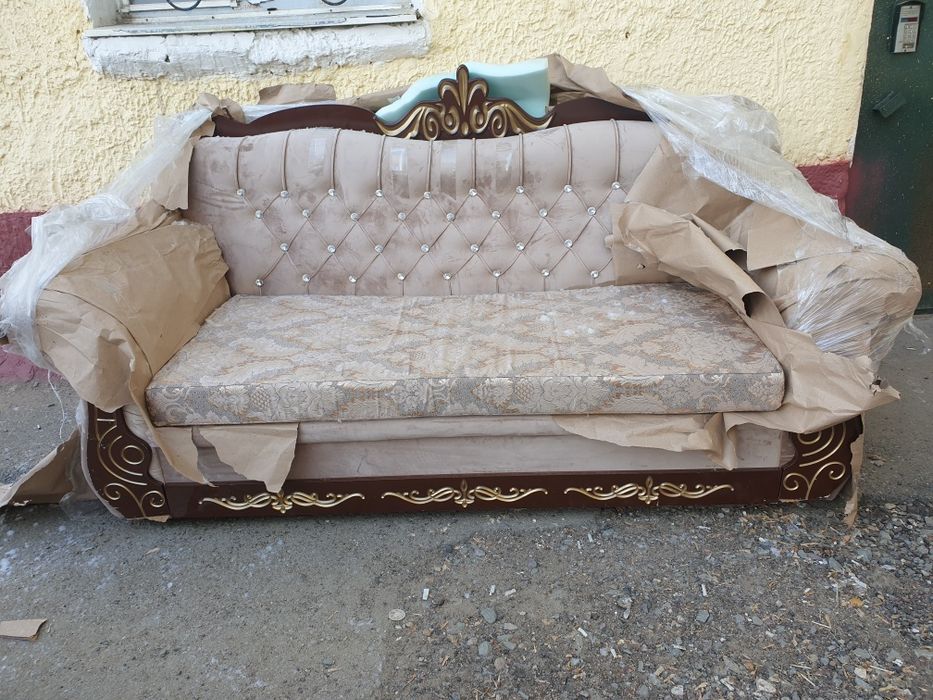 Продам мягкий уголок