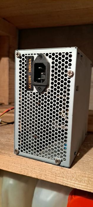 Продам блок питания Vortex