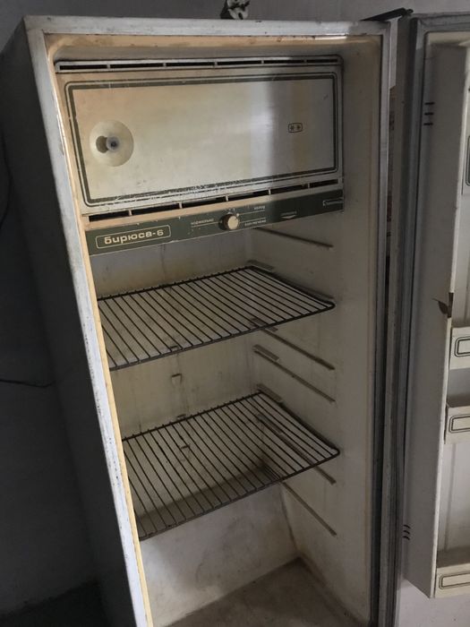 Продам холодильник