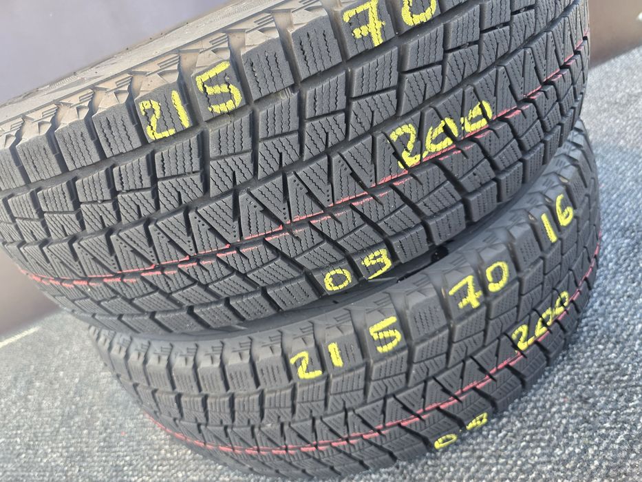 215 70 16 bridgestone m+s
