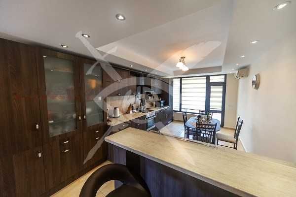 Продава се Двустаен апартамент в Приморско - 114 кв.м за 1536 €/кв.м - Снимка #1