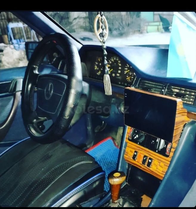 Продам Мерседес 124 объем 3