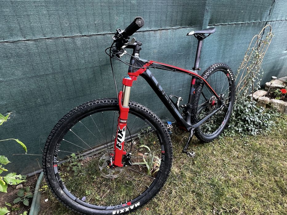 Bicicleta MTB Cube Reaction PRO carbon