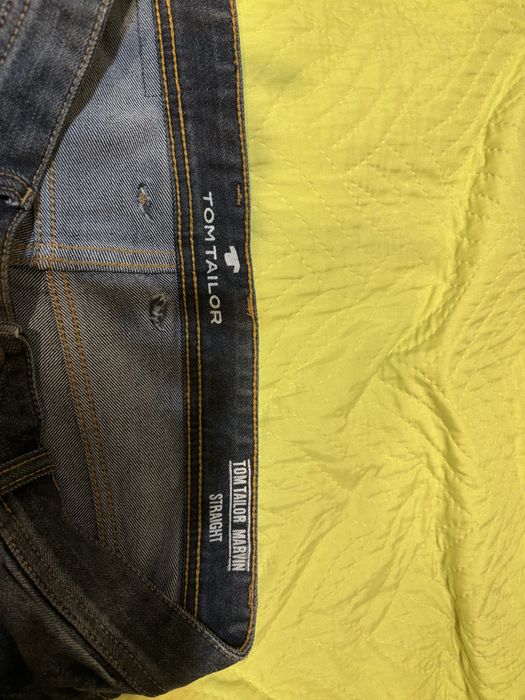 Дънки Том теилар