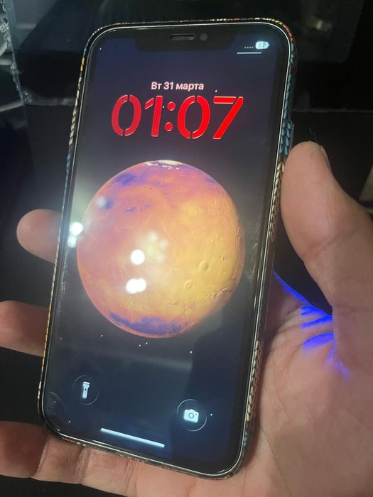 Продам iPhone 11