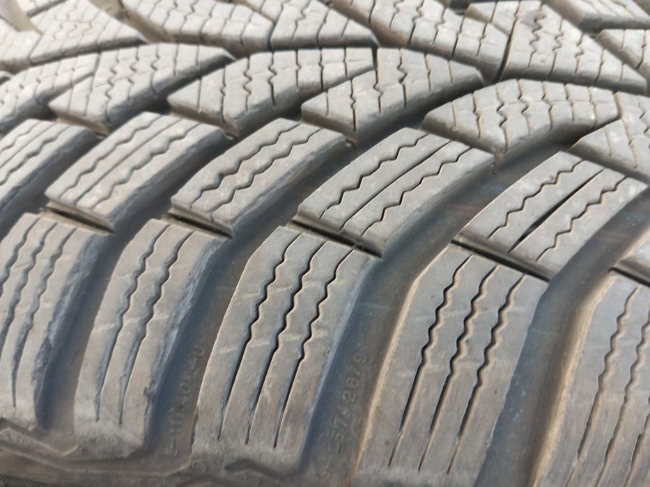 205/55 R16 Continental Wintercontact