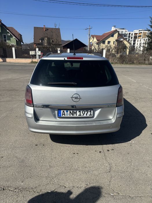 VAND URGENT: Opel Astra H 2010