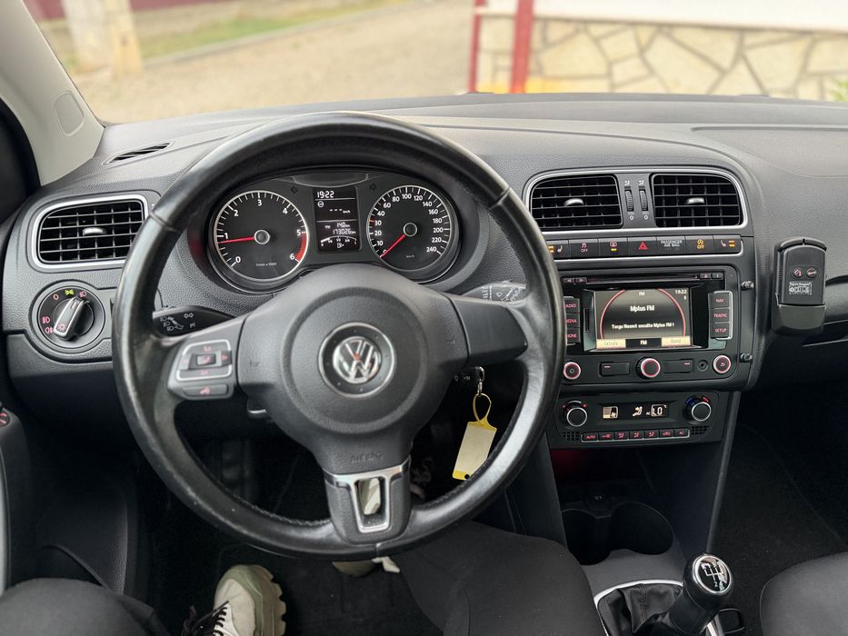 VW Polo R-Line Bluemotion 2012 Full Option