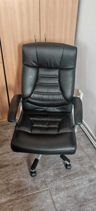 Scaun de birou din piele