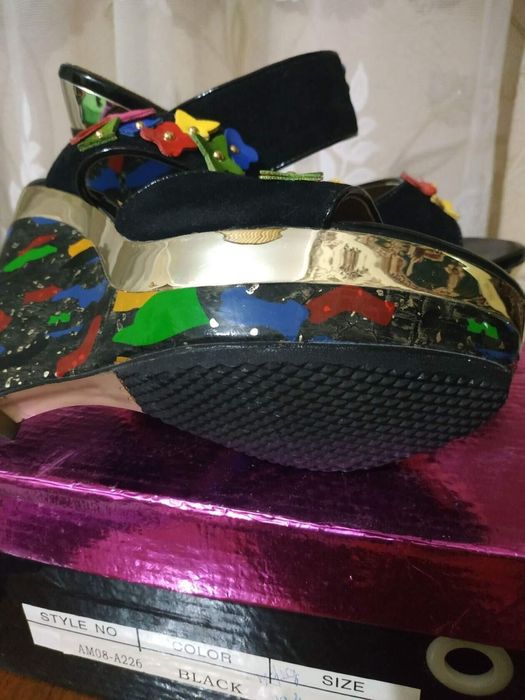 Жен. сабо 36 размера