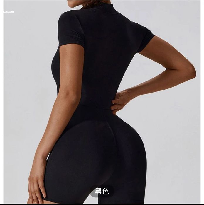 Боди новые продам