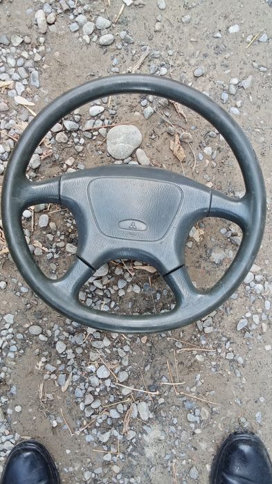 Стартер.Генератор.Трамблер.