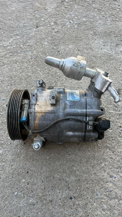 Компрессор кондиционера Opel Vectra C 3.2 V6