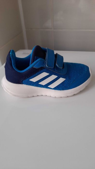 Vand adidasi nr 28 Adidas!