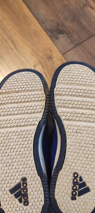 Детско юношески обувки ADIDAS QUECHUA