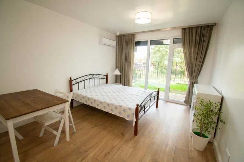 Собственик дава под наем обзаведен, едностаен - бул.Цар Борис III до спирка на Трамвай 5 и 4