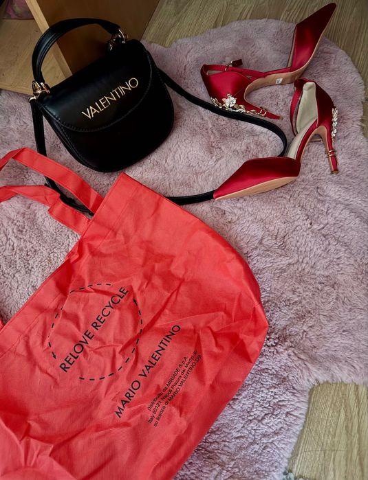 Чанта VALENTİNO и ток със детайли ръчна изработка