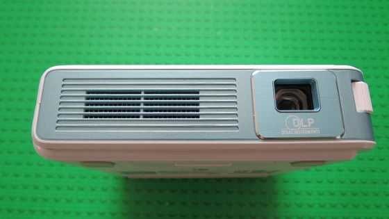 EZCast Beam J4a, A Mighty Wi-FiProiector Mobil cu Android 10