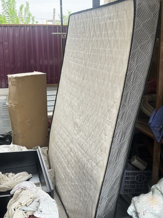 Матрас 180х200х23 см