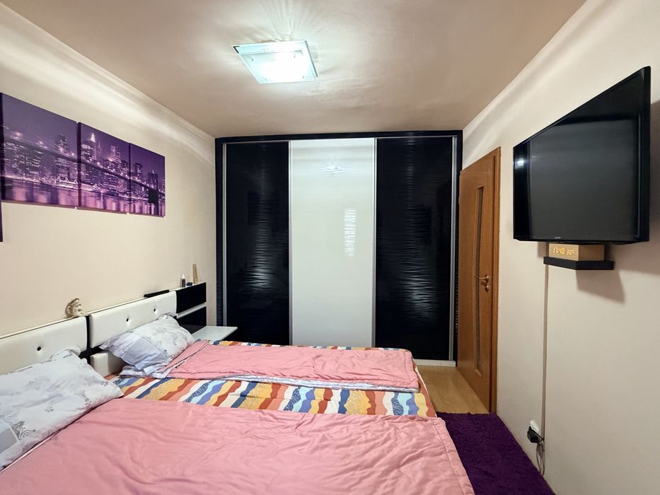Vand apartament 3 camere