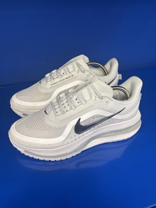 Nike Pegasus Premium White/Metallic Silver Обувки