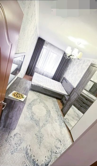 Квартира 3-ех комнатная, 60 кв. район "Артём", "Жаннур"