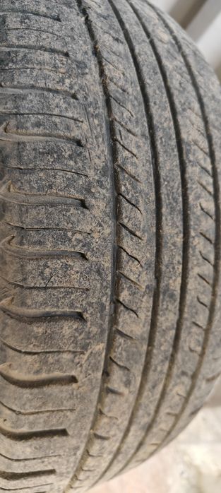 Комплект 4 одинаковые шины