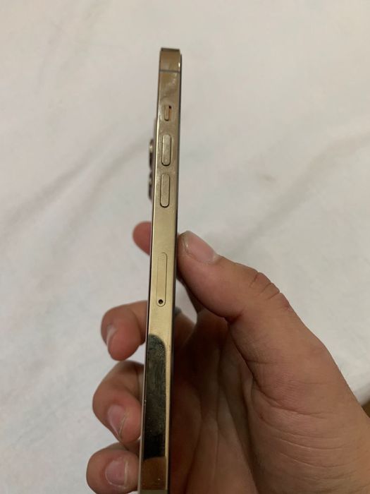 Iphone 12 pro max АКБ:82 экран заменен